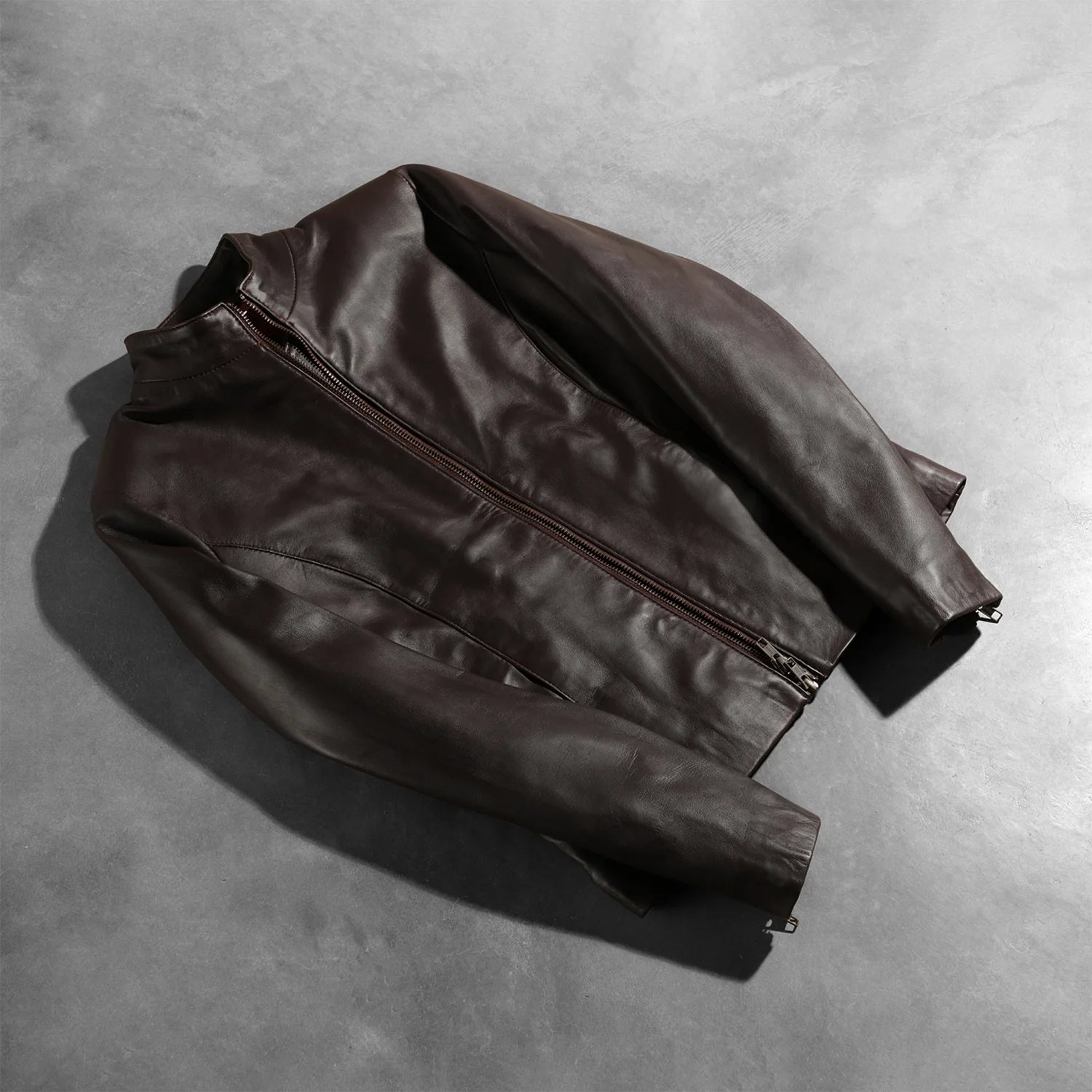 lose up of the zippered sleeve cuffs for an adjustable fit.
